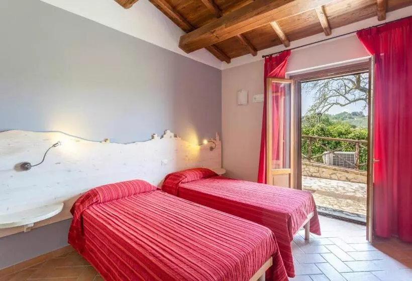 Hotelli Agriturismo Dei Casali