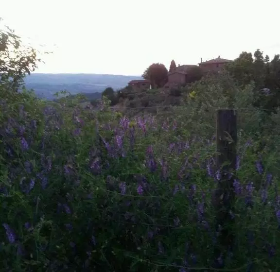 هتل Agriturismo Poggio All'olmo