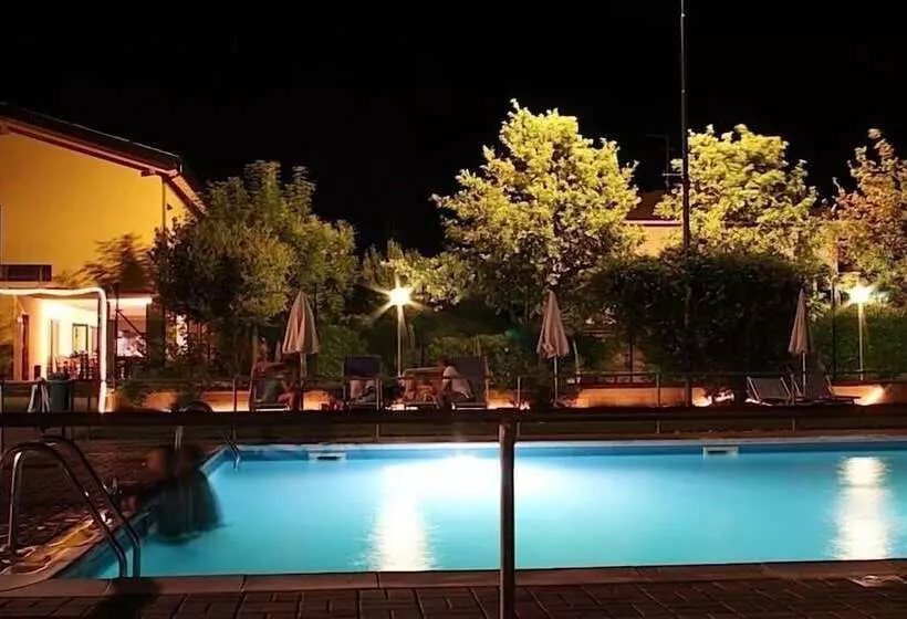 ホテル Cascina Bosco Gerolo