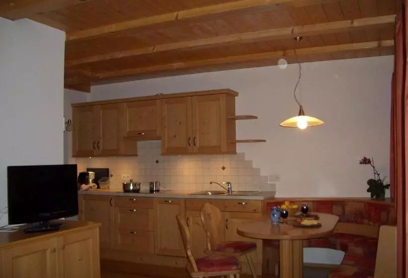 هتل Lafreiderhof