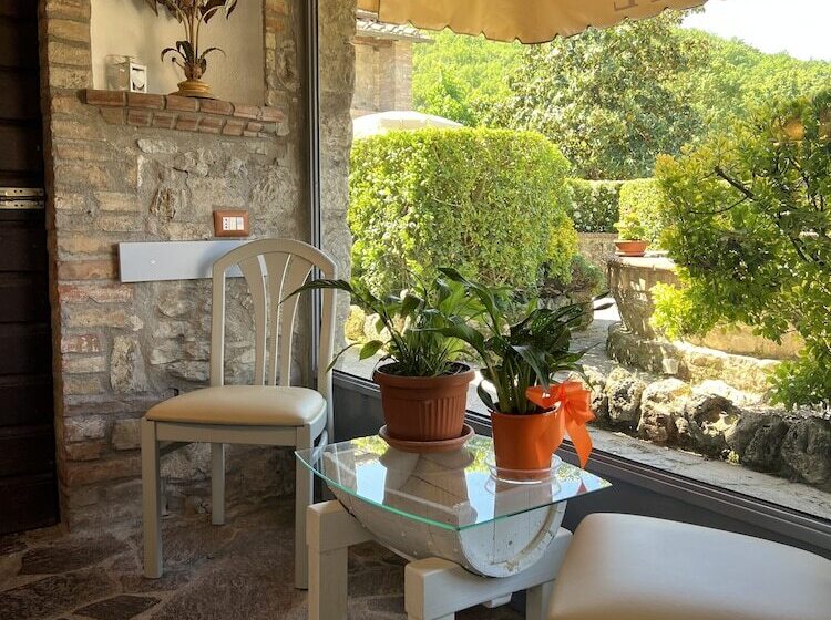 ホテル Mulino Di Quercegrossa