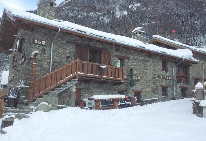 پانسیون Affittacamere Saint Salod