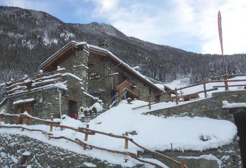 پانسیون Affittacamere Saint Salod