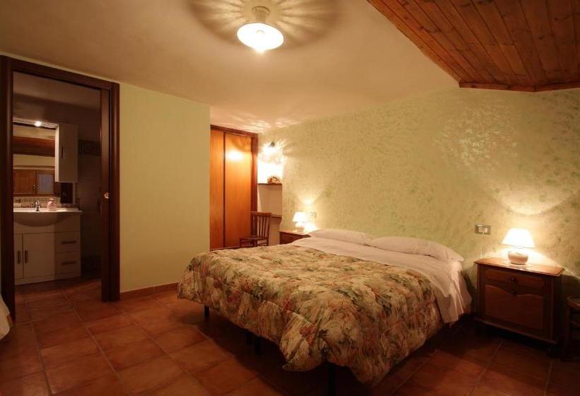 ペンション La Candeletta