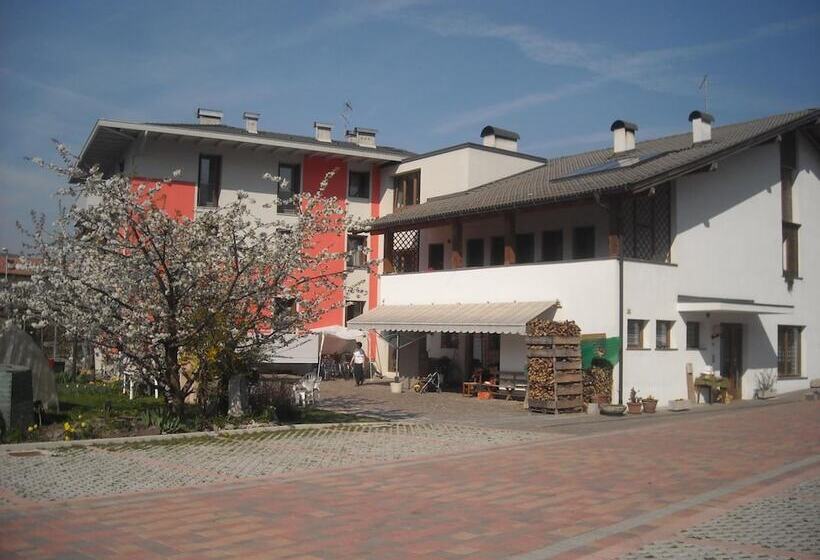 Отель Agriturismo Bortolotti