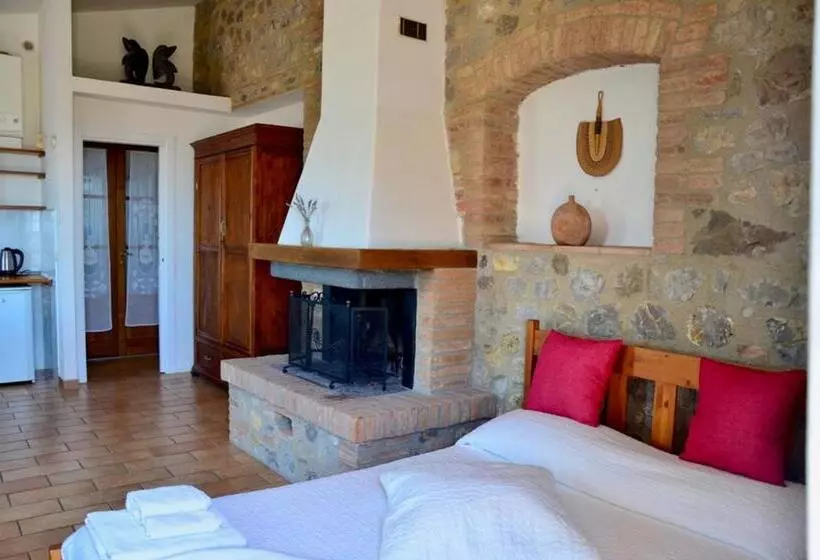 Hotelli Agriturismo Cornieto