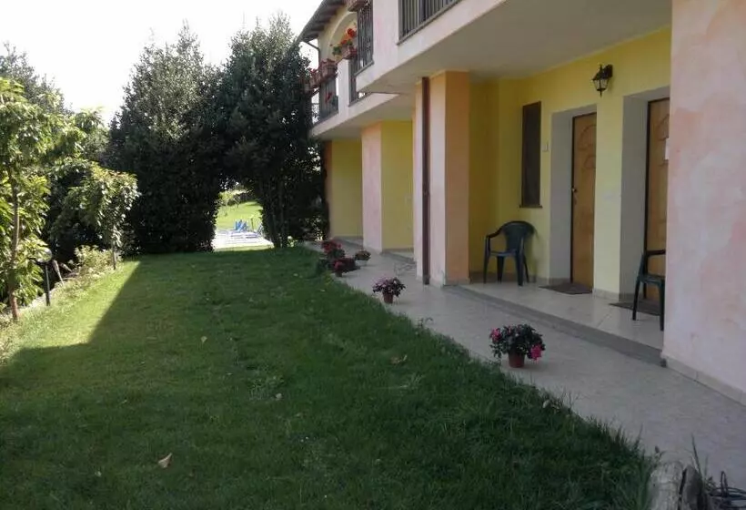 هتل Agriturismo Francadu