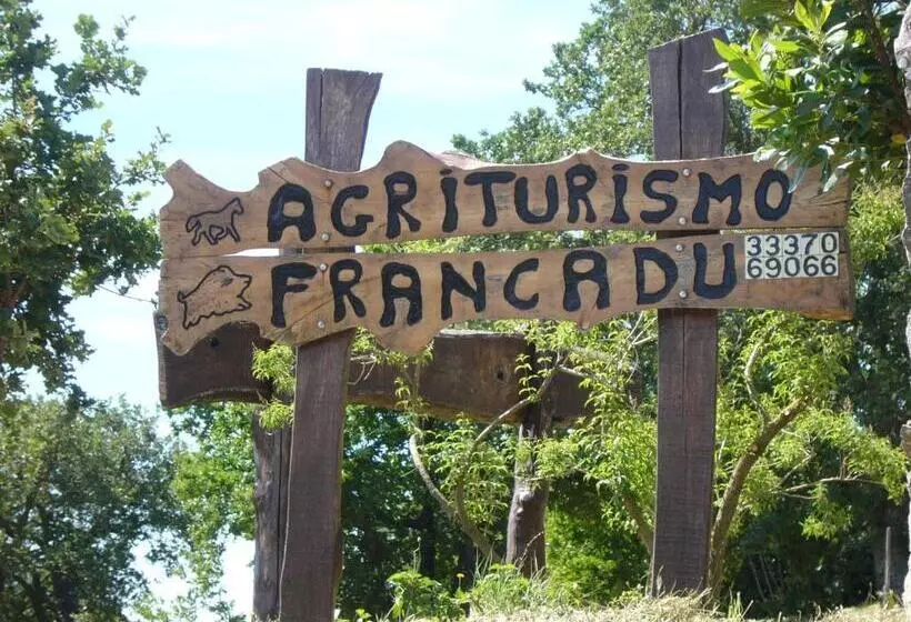 هتل Agriturismo Francadu