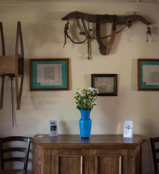 ホテル Agriturismo Montevecchio Isolani