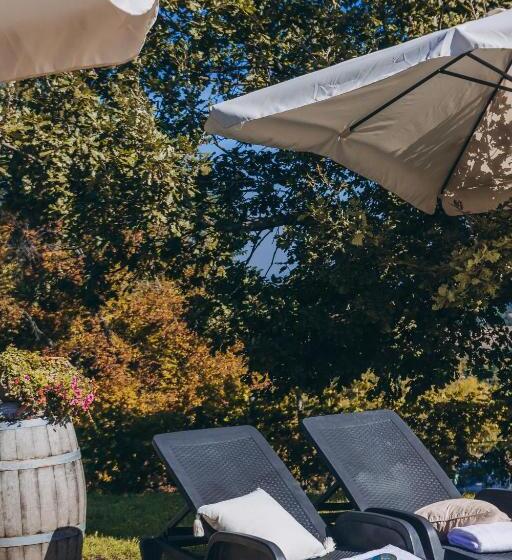 ホテル Agriturismo Montevecchio Isolani