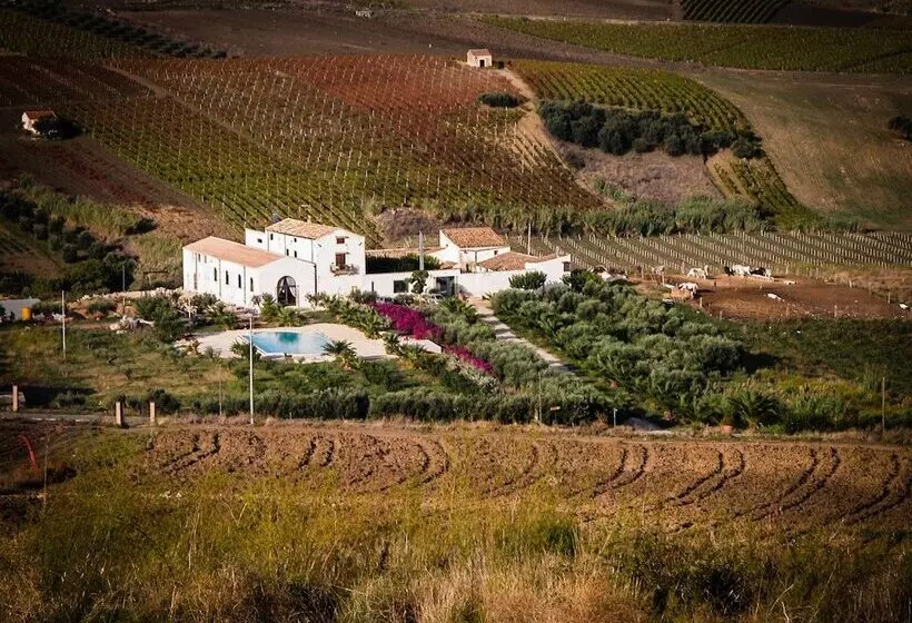 ホテル Fattoria Manostalla Villa Chiarelli