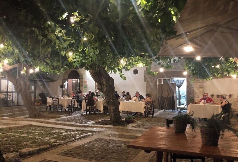 فندق Fattoria Manostalla Villa Chiarelli