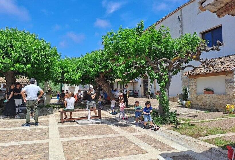 فندق Fattoria Manostalla Villa Chiarelli