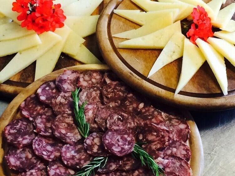 فندق Fattoria Manostalla Villa Chiarelli