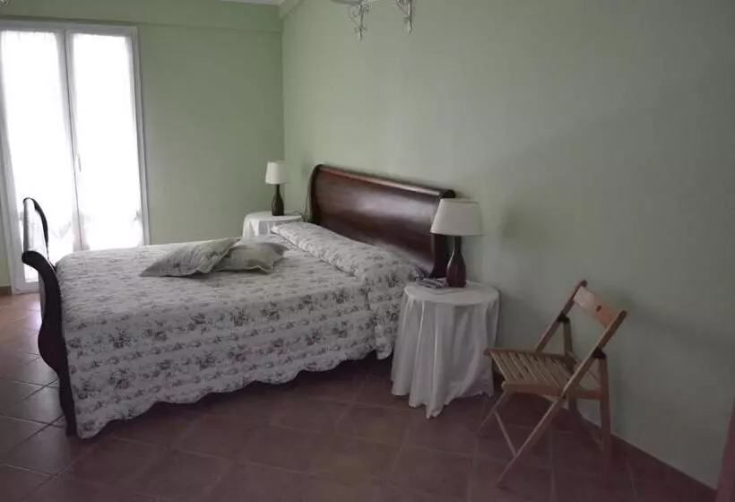 ホテル La Tenuta Del Giglio