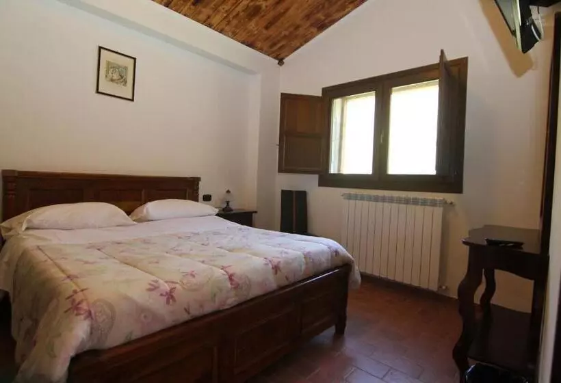 Il Feudo Dei Pierleoni