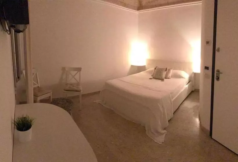 پانسیون Chichouse Guest House