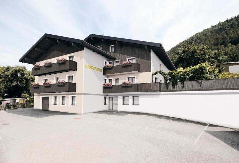 Residence Karpoforus