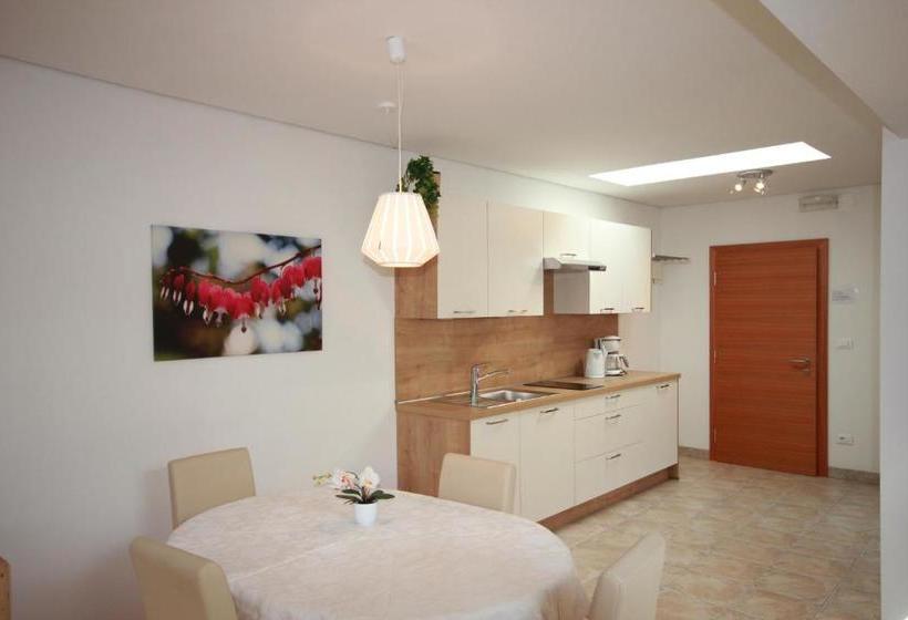 Residence Karpoforus