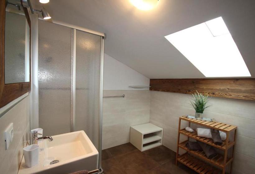 Residence Karpoforus