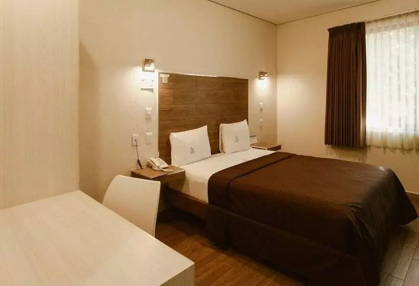 ホテル Guivá Aeropuerto