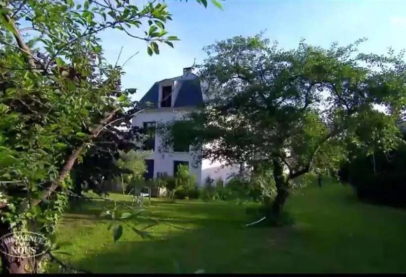 ペンション Maison D'hôtes Les Coudreaux