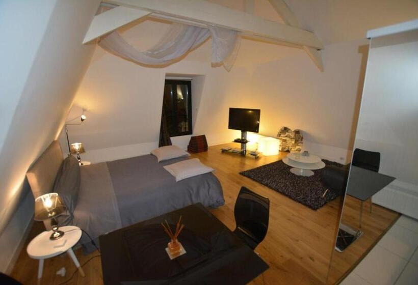 펜션 Maison D'hôtes Les Coudreaux