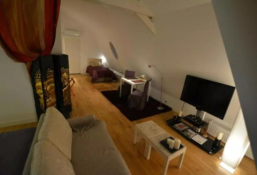 ペンション Maison D'hôtes Les Coudreaux