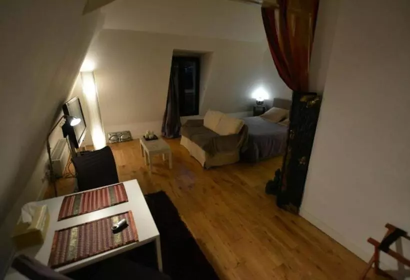 ペンション Maison D'hôtes Les Coudreaux