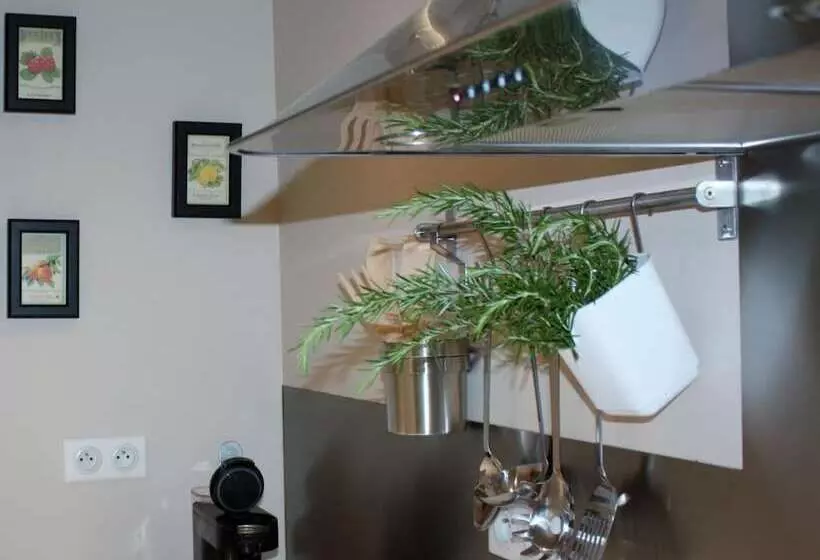 Le Comptoir Du Voyageur