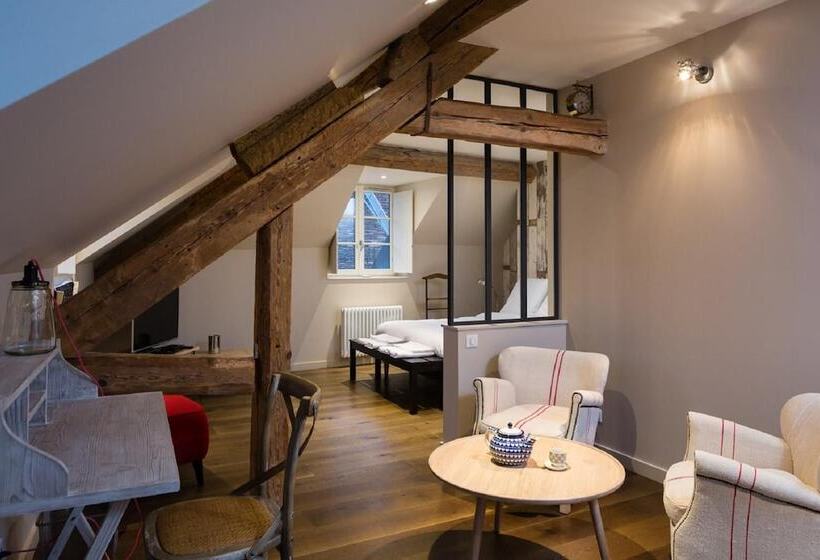 Le Comptoir Du Voyageur