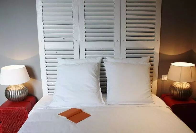 Le Comptoir Du Voyageur