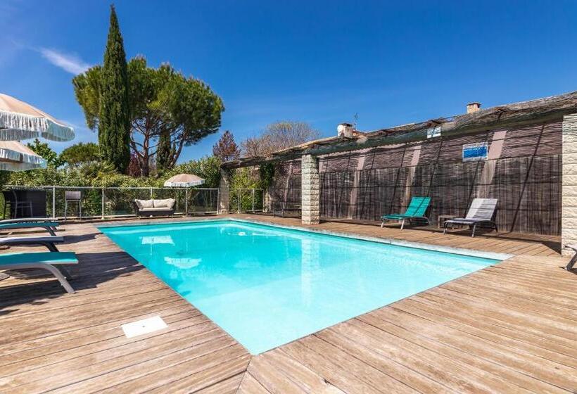 بنسيون Jade En Provence