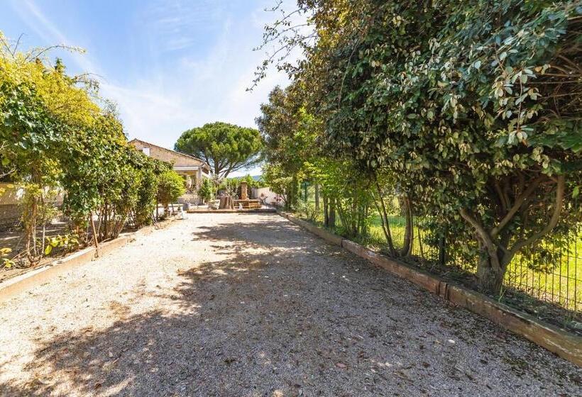 بنسيون Jade En Provence