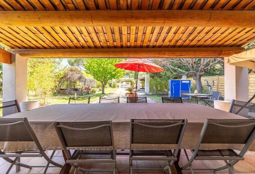 بنسيون Jade En Provence