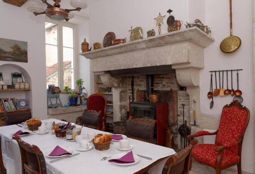 פנסיון Hermitage St Roch