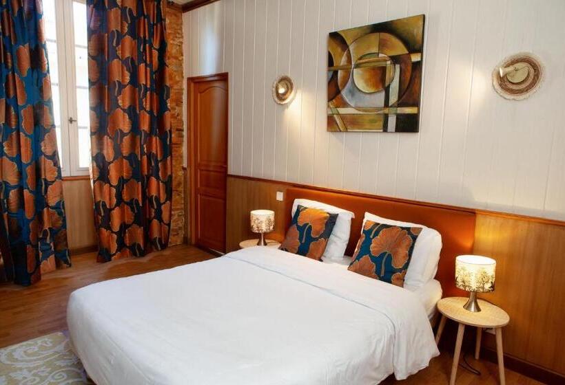 Пансион Cafe De France Eauze