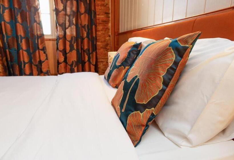 Пансион Cafe De France Eauze