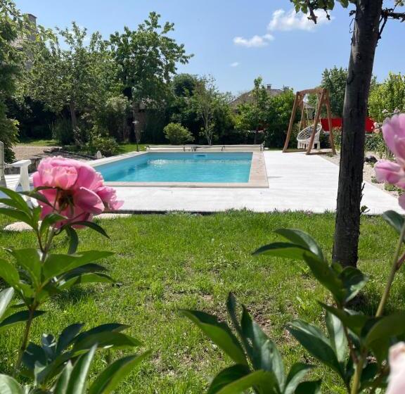 Пансион Le Couvent De Jouels