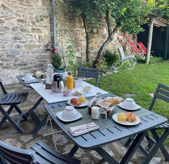 Пансион Le Couvent De Jouels