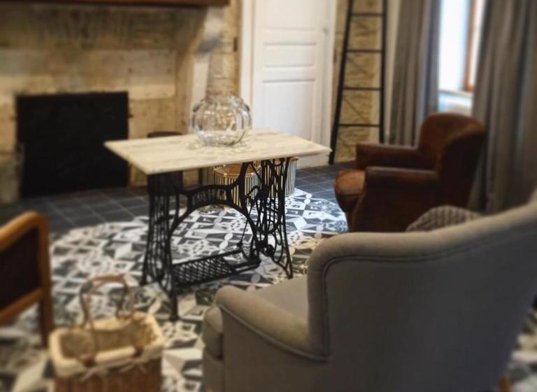 بنسيون Maison & Tartine