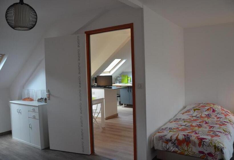 پانسیون Mère Elvira