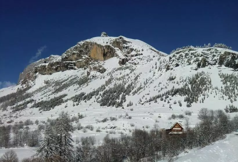 Auberge Du Pont De L Alp