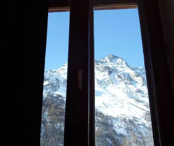 Auberge Du Pont De L Alp