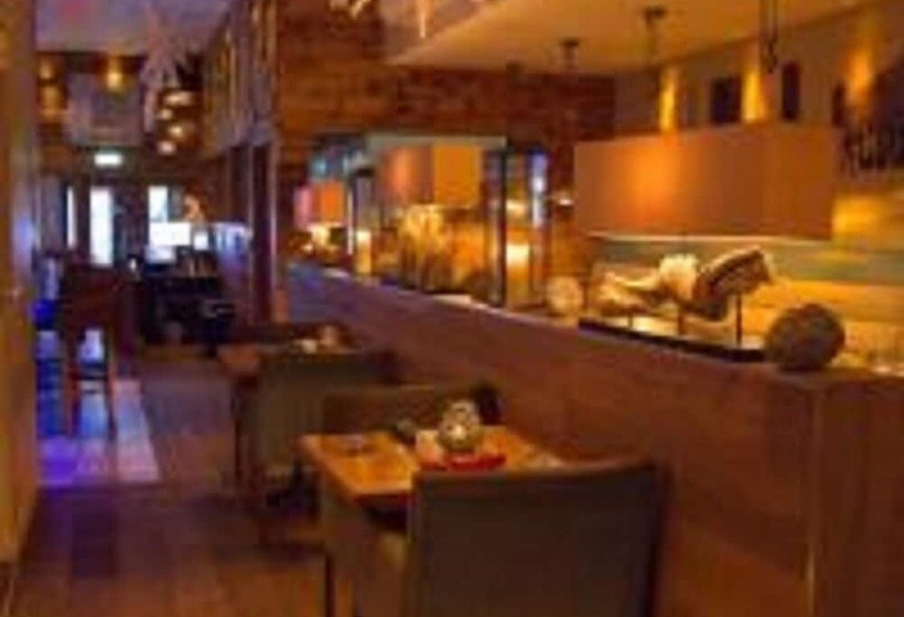 酒店 The Townhouse Boutique