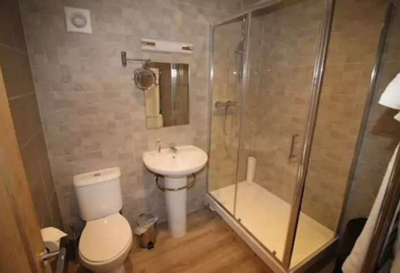 Number 18 Apartments