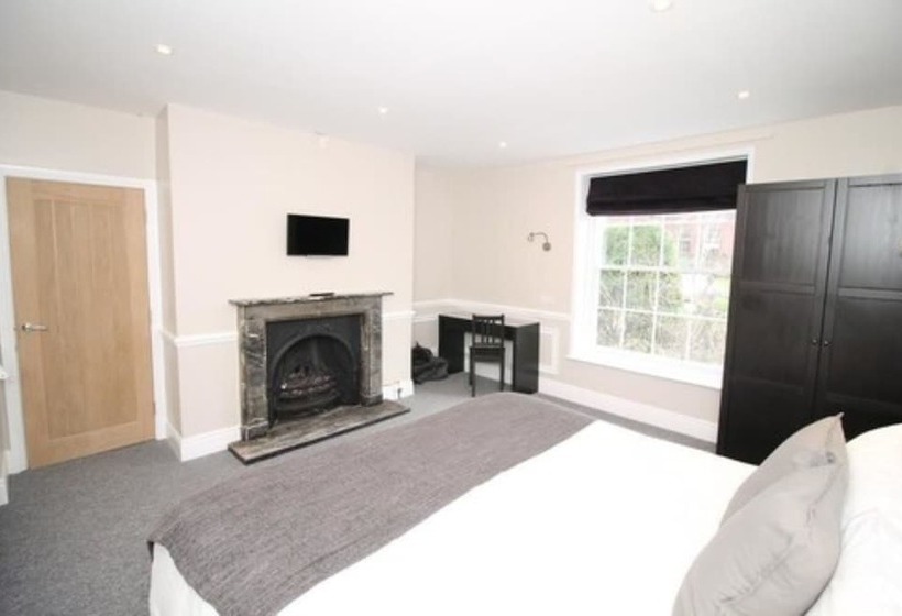 Number 18 Apartments