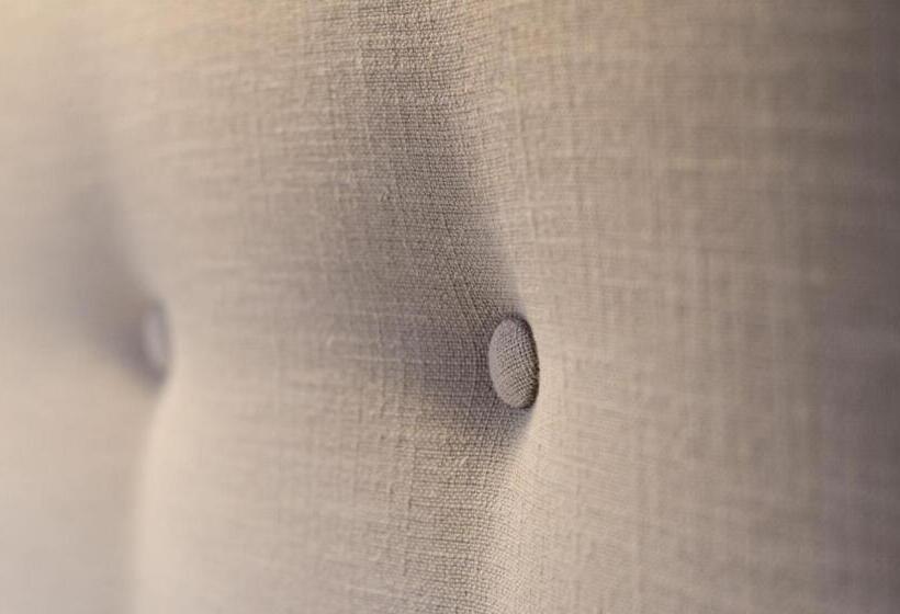 펜션 5 Chambres En Ville