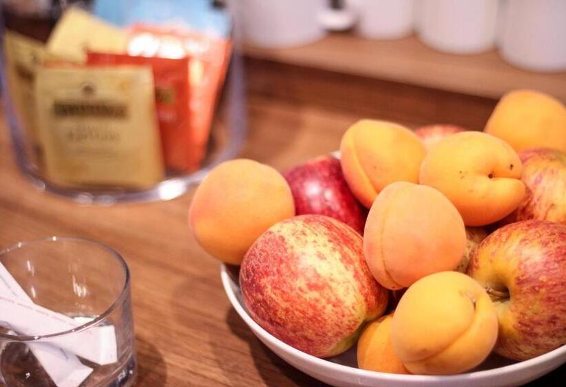 펜션 5 Chambres En Ville