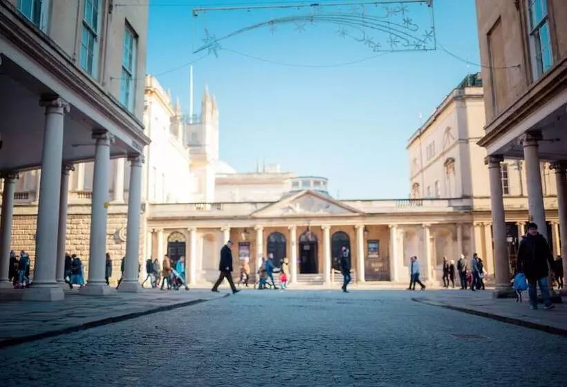 ペンション Anabelle's Guest House